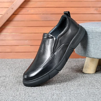 Винтажная мужская обувь из натуральной кожи, абсолютно новые мужские деловые повседневные лоферы, британская мода, дизайнерская обувь на плоской подошве, черный 1066